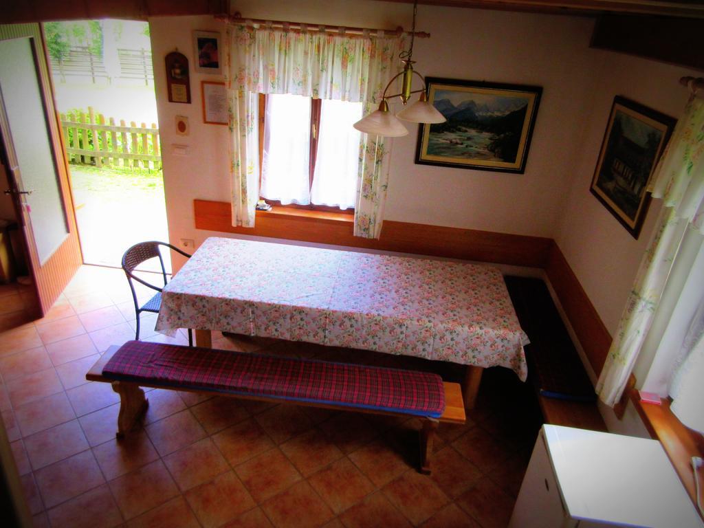 Kamp Rut Hostel โคบาริด ภายนอก รูปภาพ